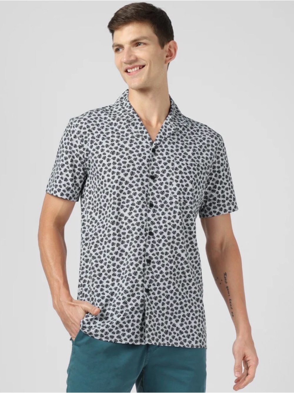 Men's Short-Sleeve Button-Down Cabana Camp Collar Shirt